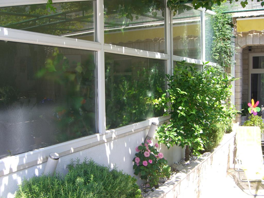Apartments Villa Jarak Makarska Exterior foto